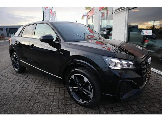 Audi Q2 35 TFSI S EDITION 2024 Benzine 12