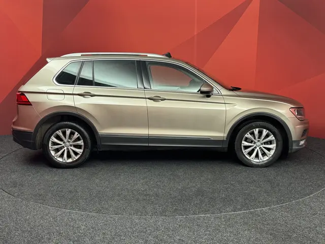 Volkswagen Tiguan 2.0 TDI Connected Series 2017 Diesel 16