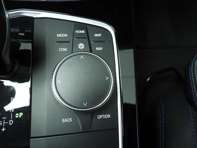 BMW 1 Serie 5-deurs 118i 2021 Benzine 28