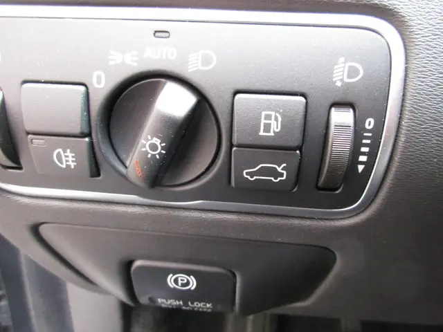 Volvo V70 1.6 T4 Nordic+ 2014 Benzine 18