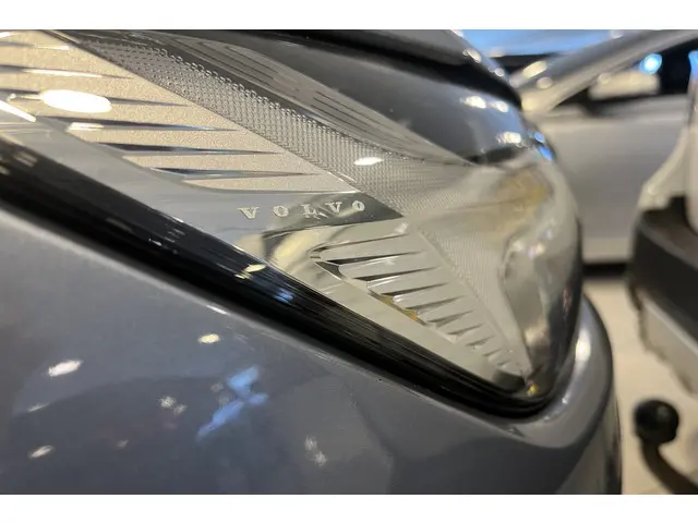 Volvo XC60 T5 Momentum Business 2019 Benzine 45