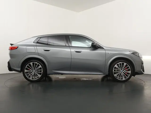 BMW X2 M35i xDrive 2024 Benzine 7