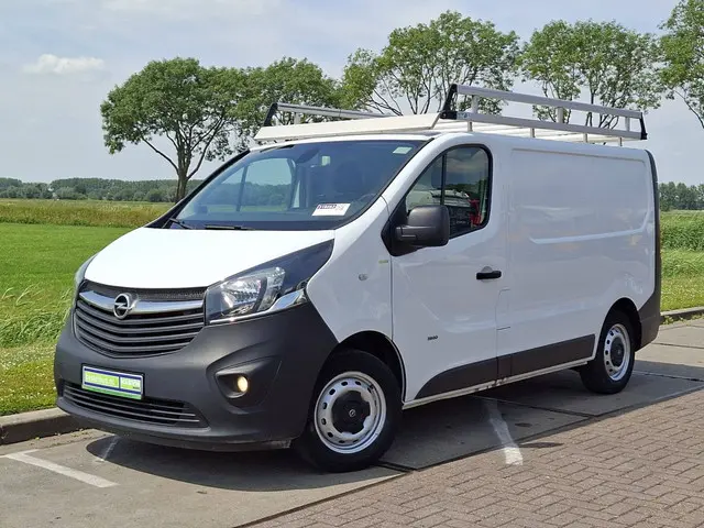 Opel Vivaro 1.6 2017 Diesel 2