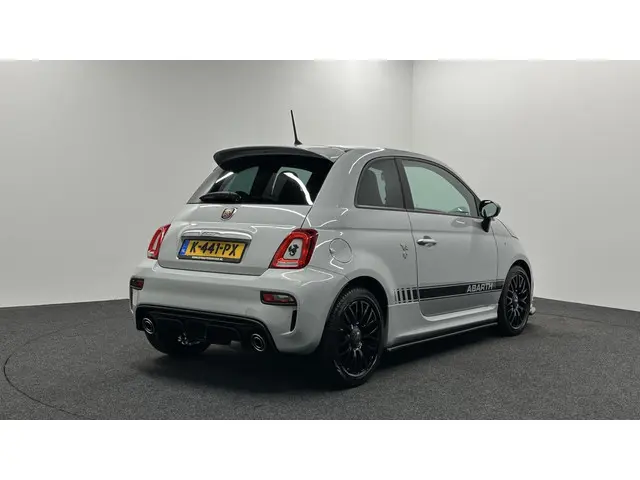 Fiat 500 1.4 T-Jet Abarth 595 2017 Benzine 2