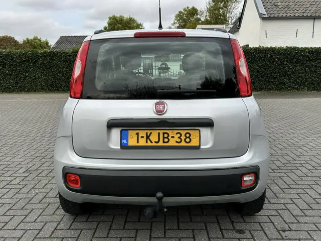 Fiat Panda 0.9 TwinAir Easy | Automaat | Airco | 2013 Benzine 13