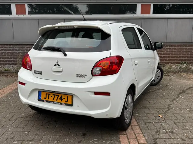 Mitsubishi Space Star 1.0 Cool+ 2016 Benzine 4