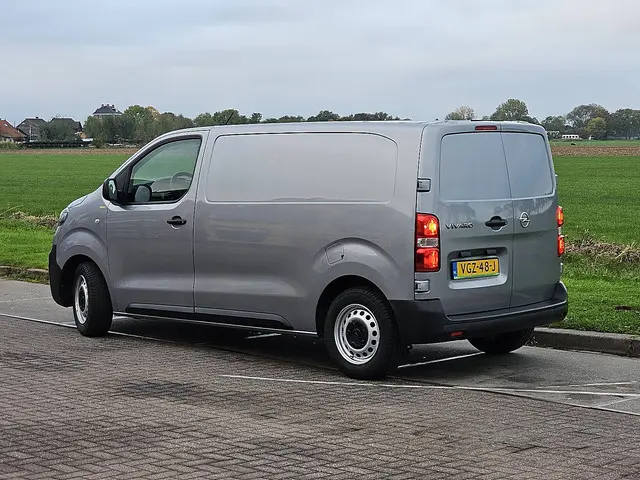 Opel Vivaro 1.5 2020 Diesel 6