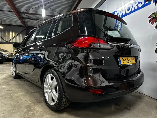 Opel Zafira 2