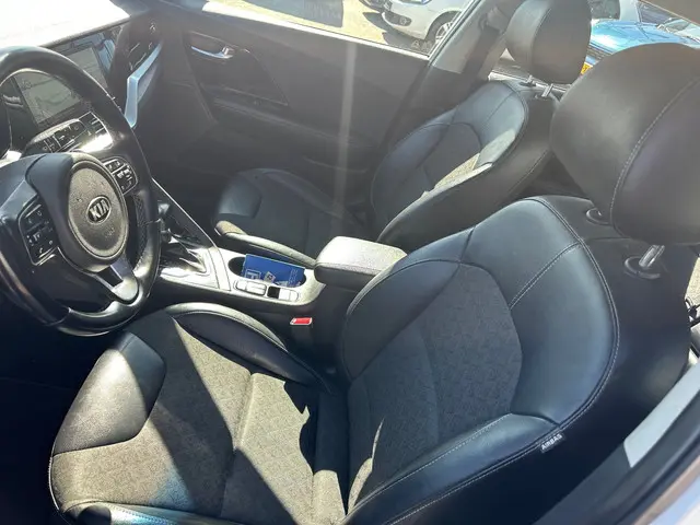 Kia Niro 1.6 GDi Hybrid DynamicLine 2020 Hybride Benzine 18