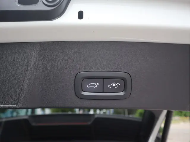 Volvo XC40 1.5 T5 Recharge 2021 Hybride Benzine 18