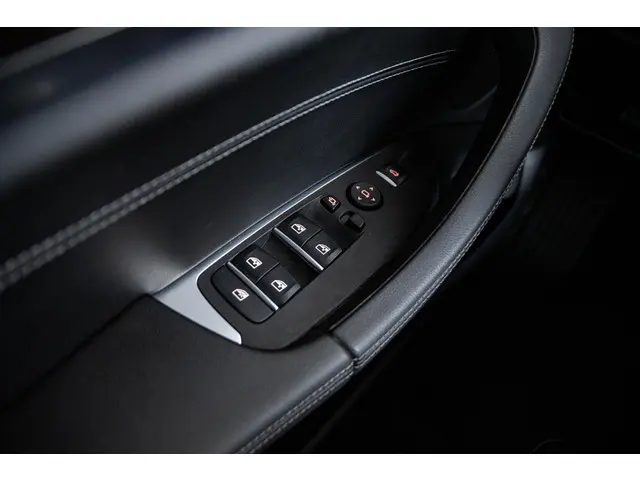 BMW X3 xDrive30e 2022 Hybride Benzine 52