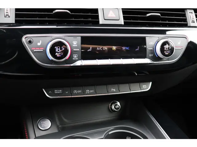 Audi A4 Avant 2.0 TFSI Quattro Sport S line 2018 Benzine 11