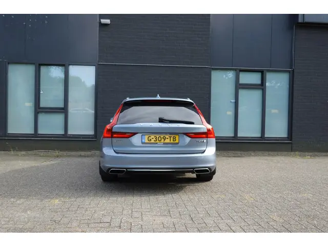 Volvo V90 2.0 T8 AWD Inscription 2018 Hybride Benzine 7