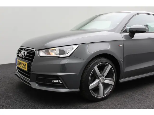Audi A1 1.0 TFSI Adrenalin 2016 Benzine 16