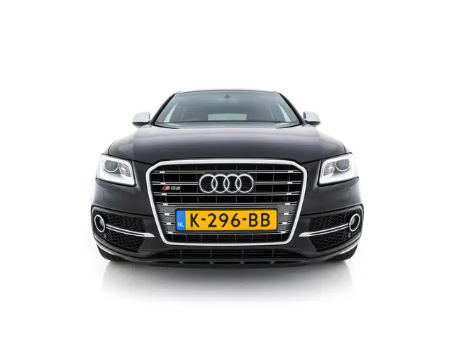 Audi SQ5 2