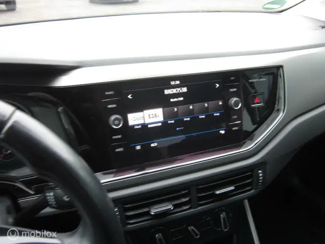Volkswagen Polo 1.0 TSI Comfortline 2019 Benzine 13