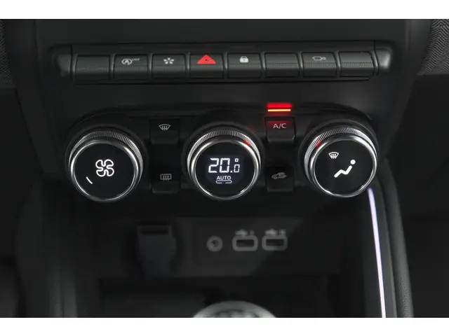 Renault Clio 1.0 TCe 90 GPF techno 2025 Benzine 48