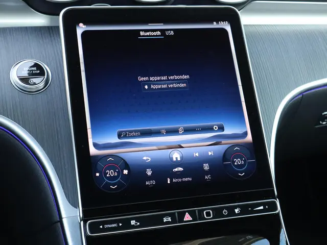 Mercedes-Benz CLE Cabriolet 200 AMG Line 2024 Benzine 27