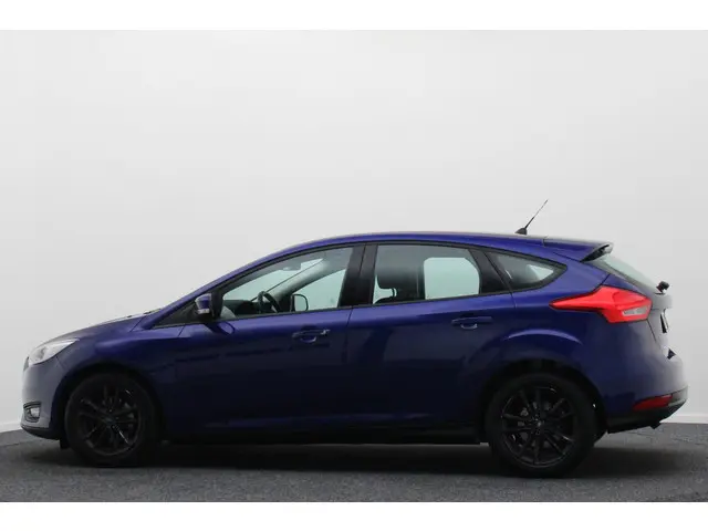 Ford Focus 1.0 EcoBoost Titanium Business 2018 Benzine 16