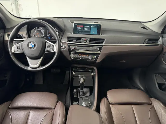 BMW X1 sDrive20i High Executive 2018 Benzine 3