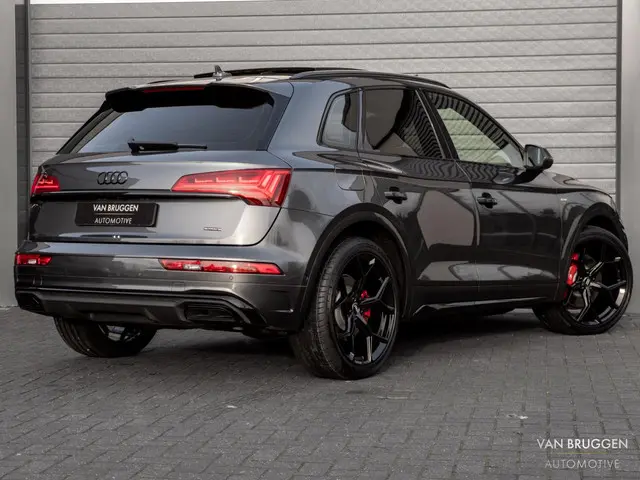 Audi Q5 55 TFSI e quattro S-Line 2022 Hybride Benzine 4