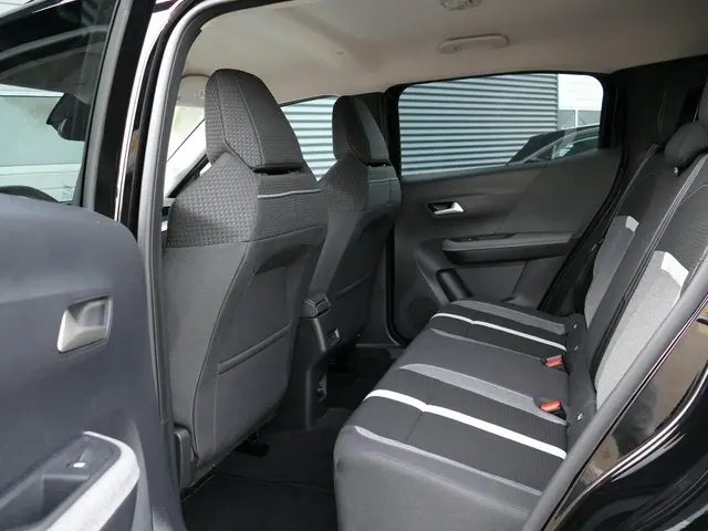 Opel Frontera 1.2 Turbo Hybrid GS 2025 Hybride Benzine 5