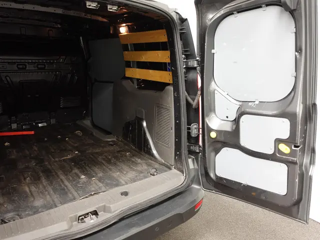 Ford Transit Connect 1.5 EcoBlue L2 Trend 2023 Diesel 26