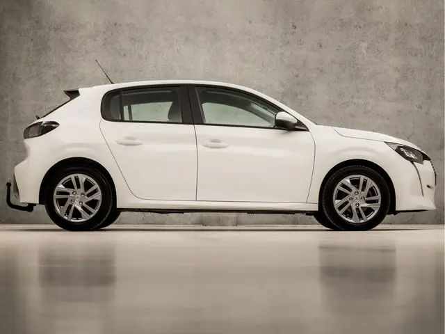 Peugeot 208 1.2 PureTech Sport 2020 Benzine 4