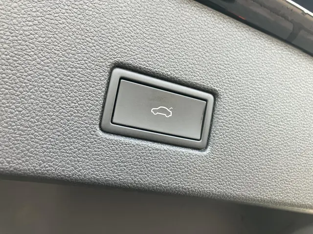 Volkswagen T-Roc 1.5 TSI Sport 2022 Benzine 19