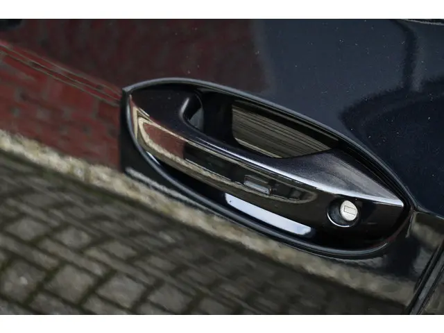 Volkswagen Golf Variant 1.5 eTSI R-Line 2021 Benzine 59