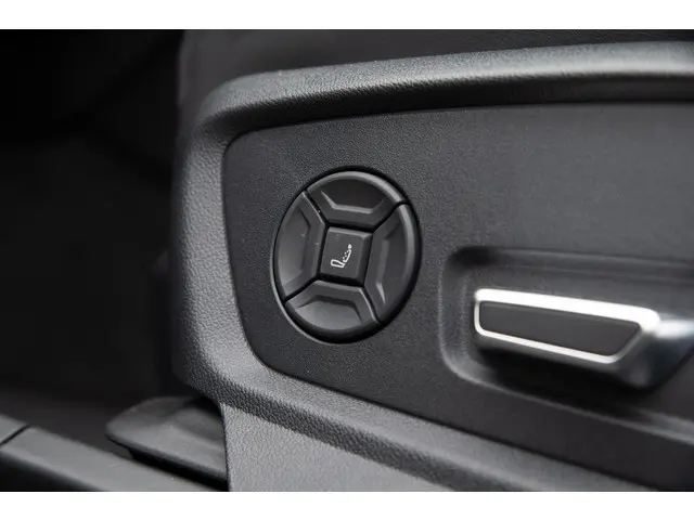 Audi SQ7 4.0 TFSI quattro ABT 7p 2024 Benzine 34