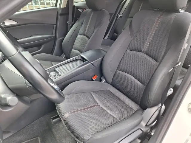 Mazda 3 2.0 SkyActiv-G 120 TS+ 2017 Benzine 11
