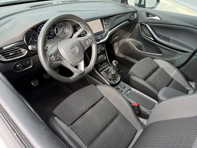 Opel Astra Sports Tourer 1.5 CDTI Elegance 2020 Diesel 31