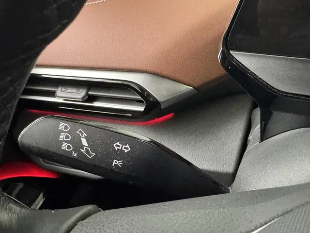 Volkswagen ID.4 Family 77 kWh 2021 Elektrisch 37