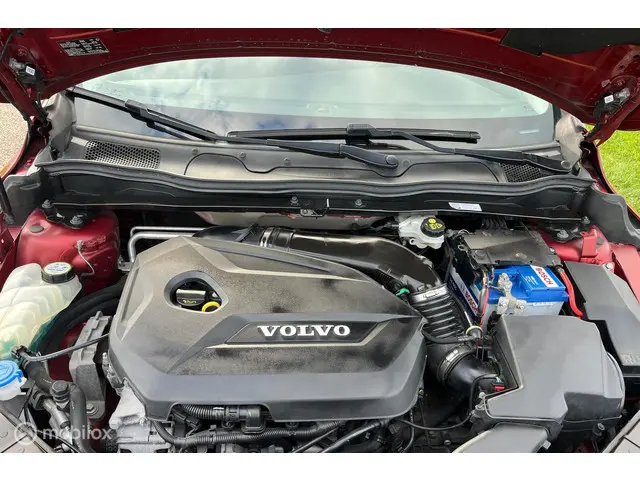 Volvo V40 1.6 T4 Summum 2014 Benzine 24