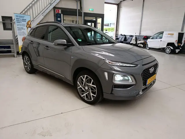 Hyundai Kona 1.6 GDI HEV Premium 2020 Hybride Benzine 16