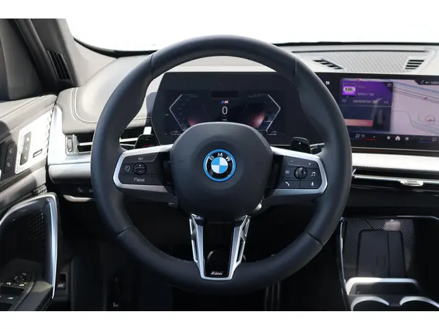 BMW X1 xDrive30e 2025 Hybride Benzine 22