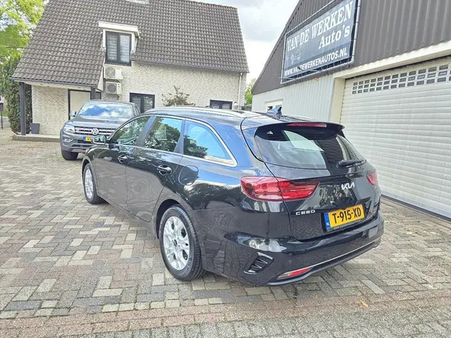 Kia Ceed Sportswagon 1.0 T-GDi DynamicLine 2023 Benzine 36