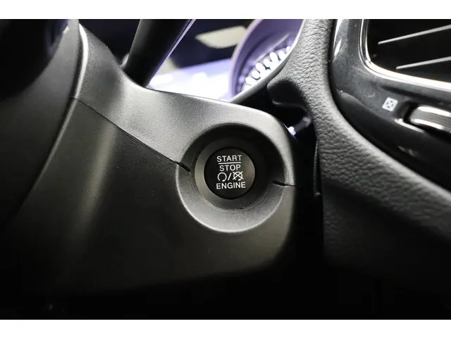 Jeep Compass 1.3T S 2020 Benzine 32