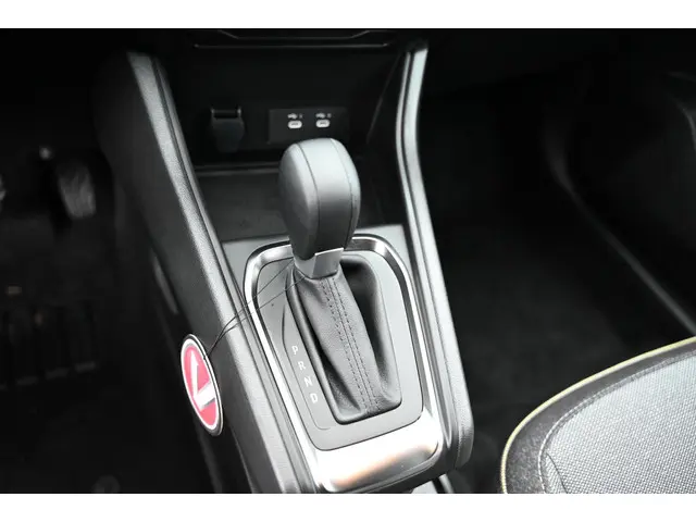 Renault Captur 1.3 mild hybrid 160 techno 2025 Benzine 24