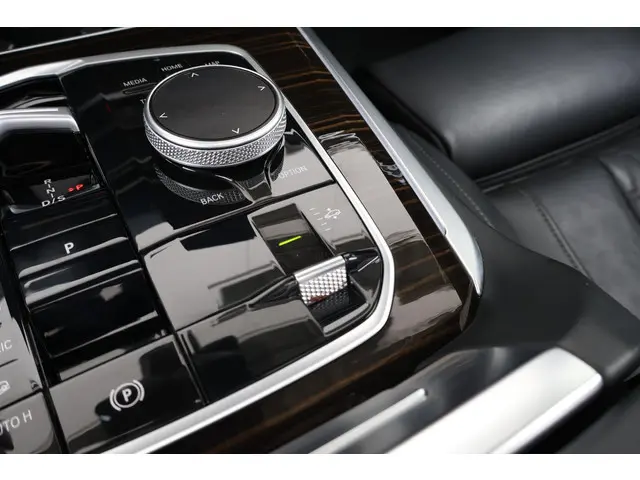 BMW X5 xDrive50e 2025 Hybride Benzine 26