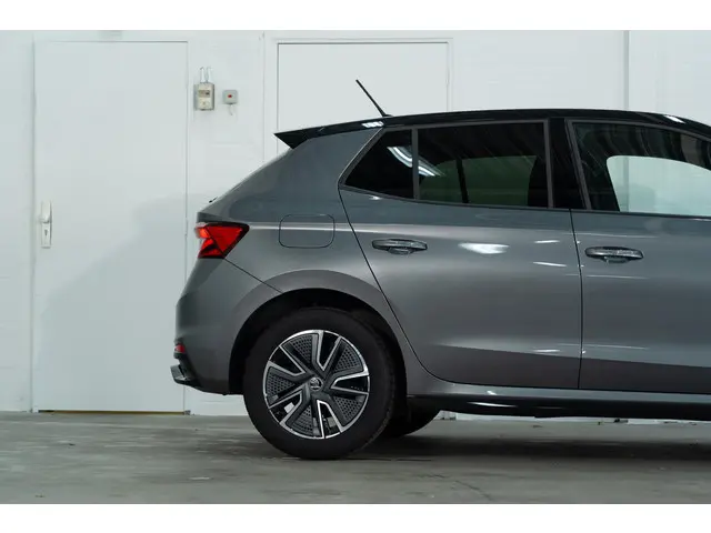 Škoda Fabia 1.0 TSI Monte Carlo 2022 Benzine 56