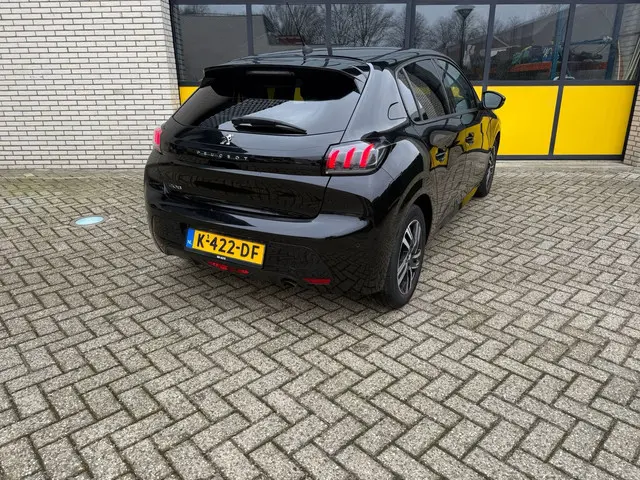 Peugeot 208 1.2 PureTech Blue Lease Allure 2020 Benzine 3