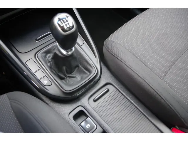Kia Carens 1.6 GDi Business Pack 2013 Benzine 13
