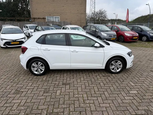 Volkswagen Polo 1.0 TSI Comfortline 2019 Benzine 11