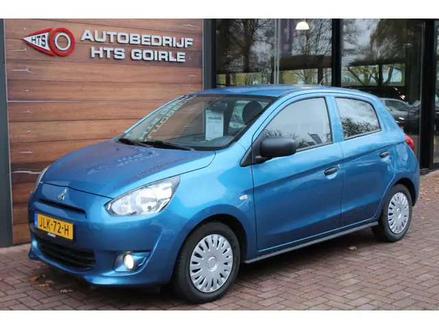 Mitsubishi Space Star 1.0 Entry 2015 Benzine