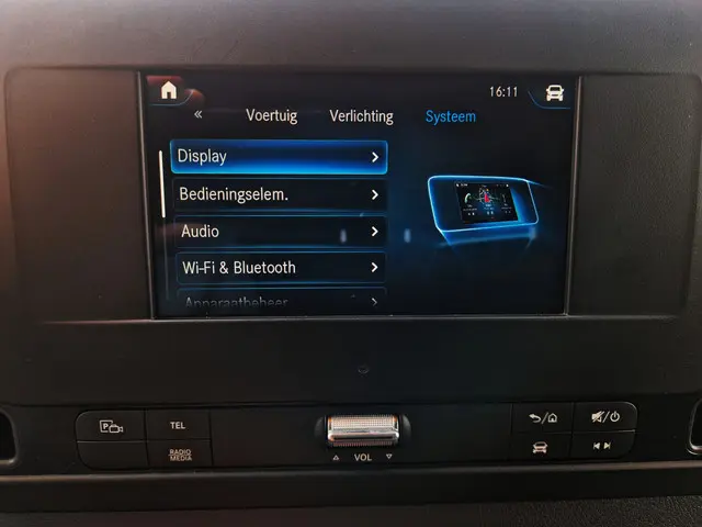 Mercedes-Benz Sprinter 211 1.9 CDI L2 H2 2022 Diesel 33