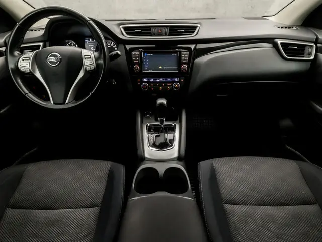 Nissan QASHQAI 1.2 Acenta Sport 2014 Benzine 6