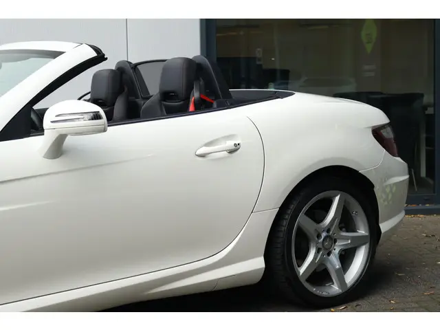 Mercedes-Benz SLK 200 2015 Benzine 10