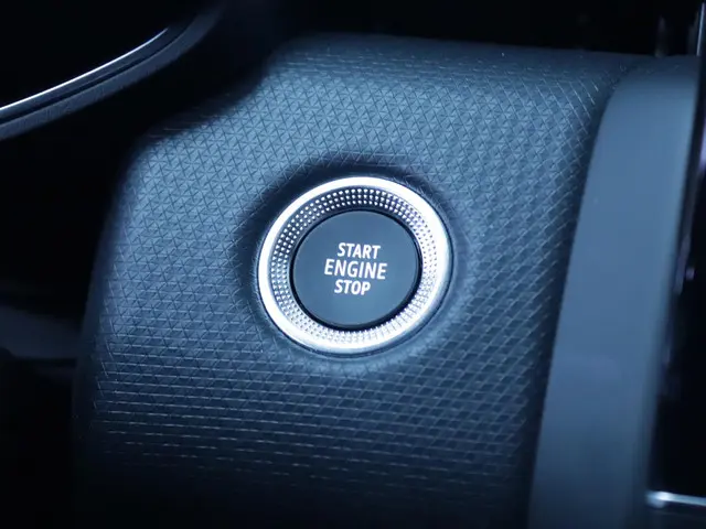 Mitsubishi Colt 1.0T MT Instyle 2025 Benzine 23